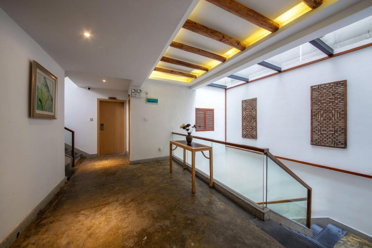 Serene Vale Inn Guilin-Free One Way Pick Up Service To High-Speed Railway Station For 2 Nights Extérieur photo
