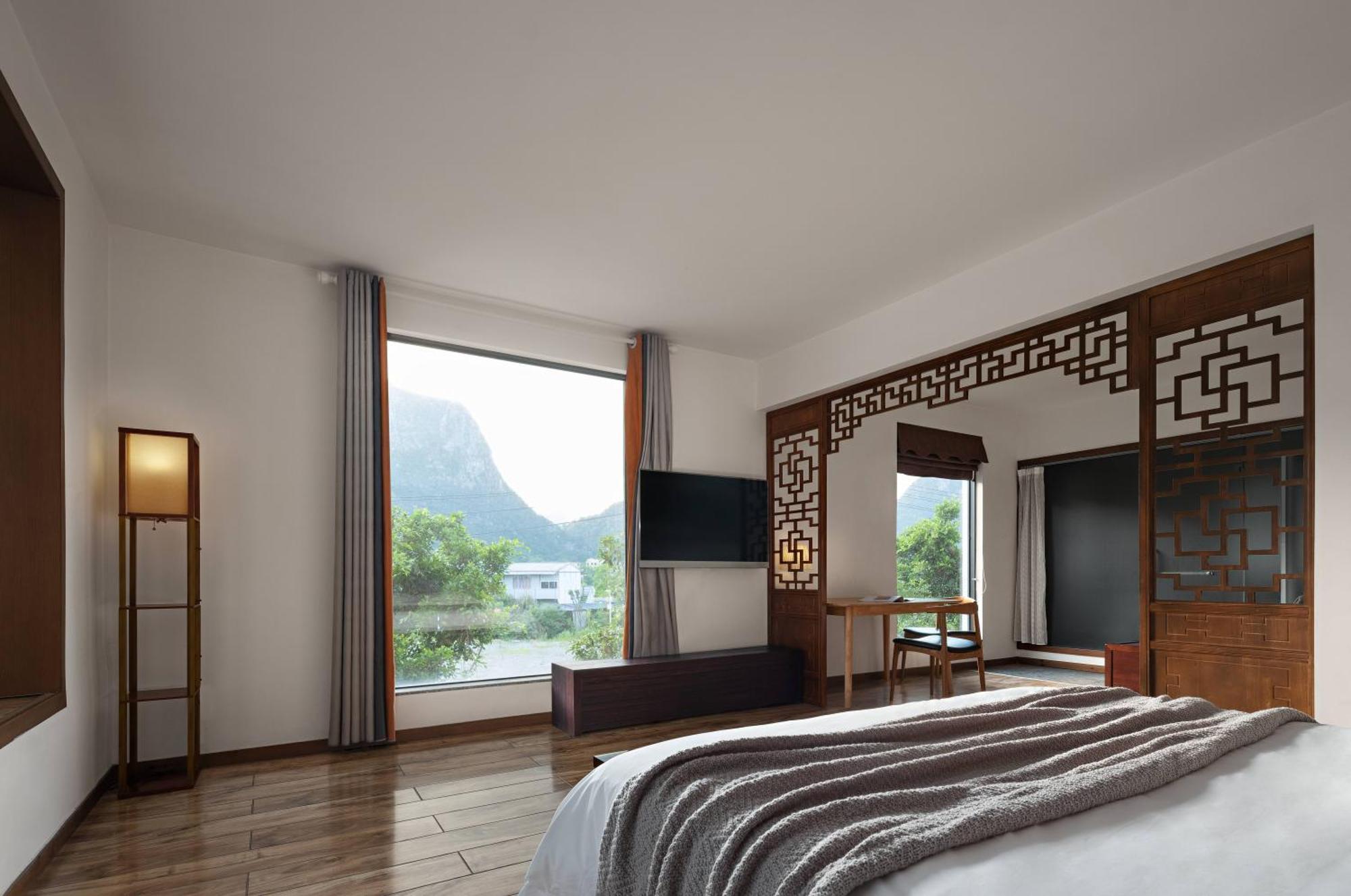 Serene Vale Inn Guilin-Free One Way Pick Up Service To High-Speed Railway Station For 2 Nights Extérieur photo