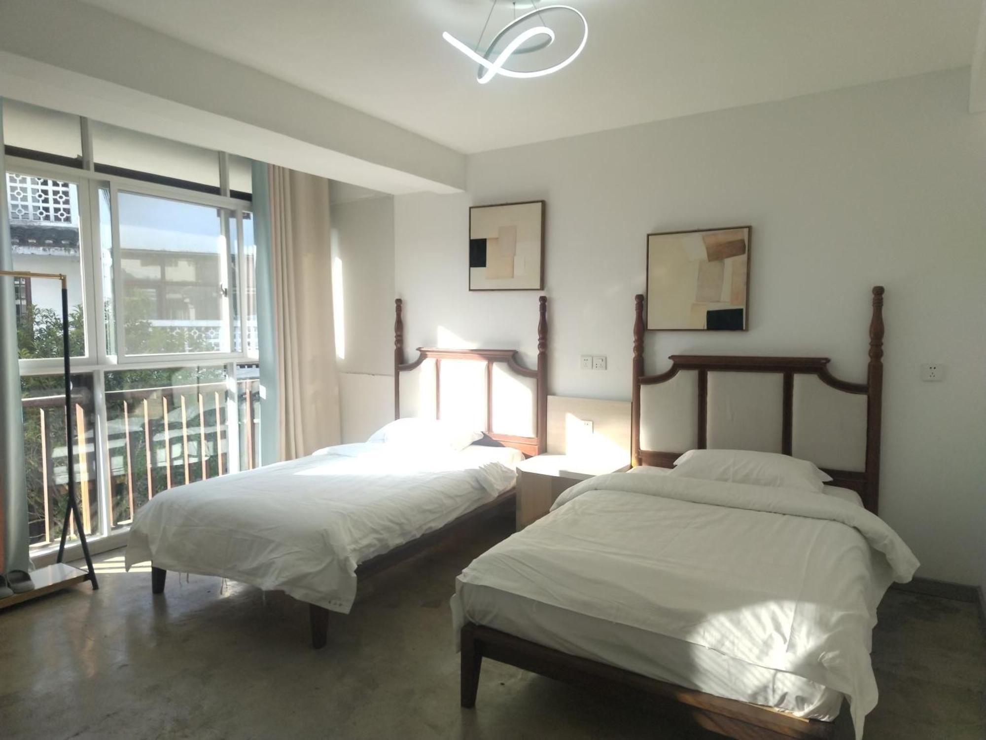 Serene Vale Inn Guilin-Free One Way Pick Up Service To High-Speed Railway Station For 2 Nights Extérieur photo