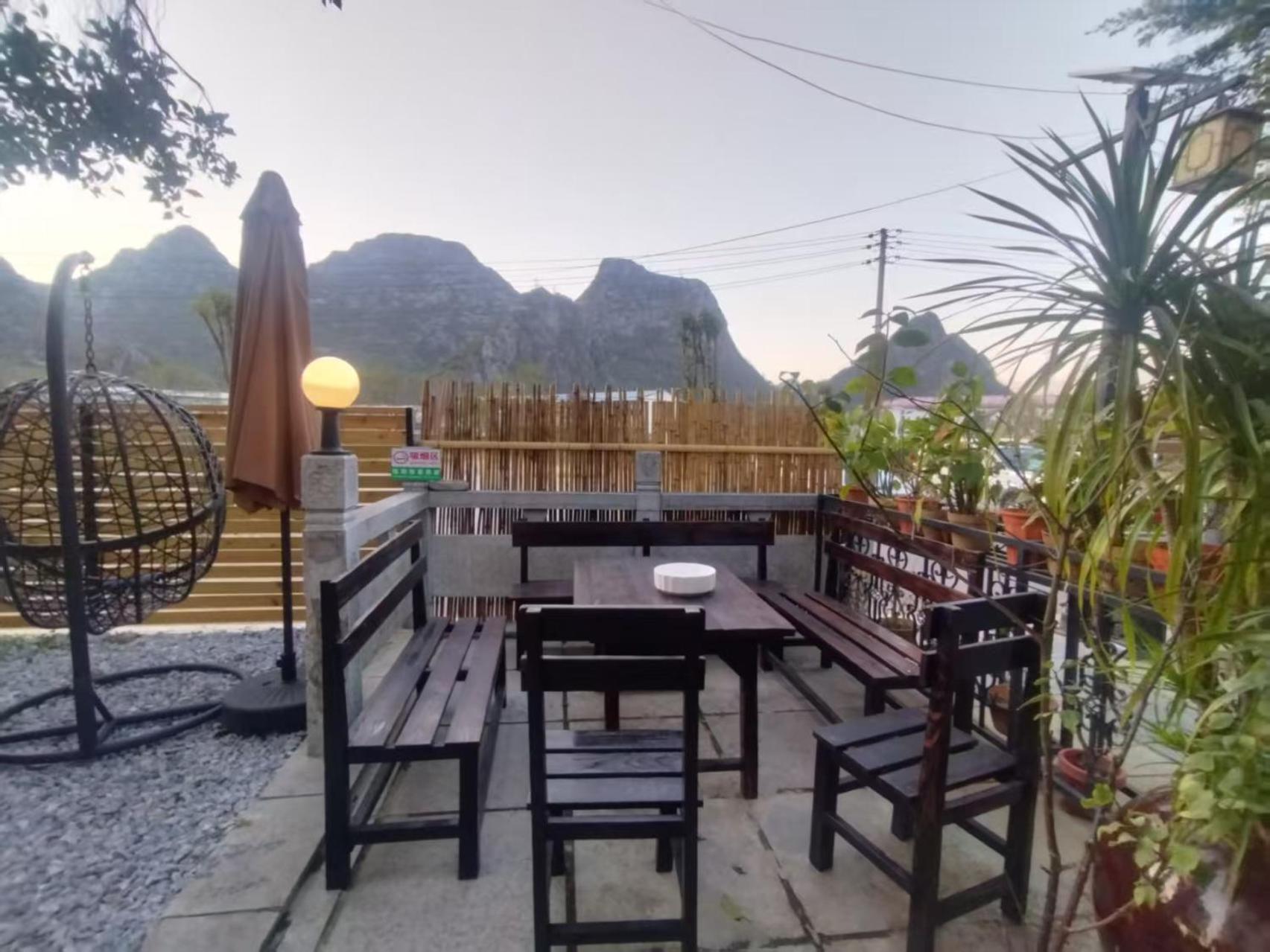 Serene Vale Inn Guilin-Free One Way Pick Up Service To High-Speed Railway Station For 2 Nights Extérieur photo