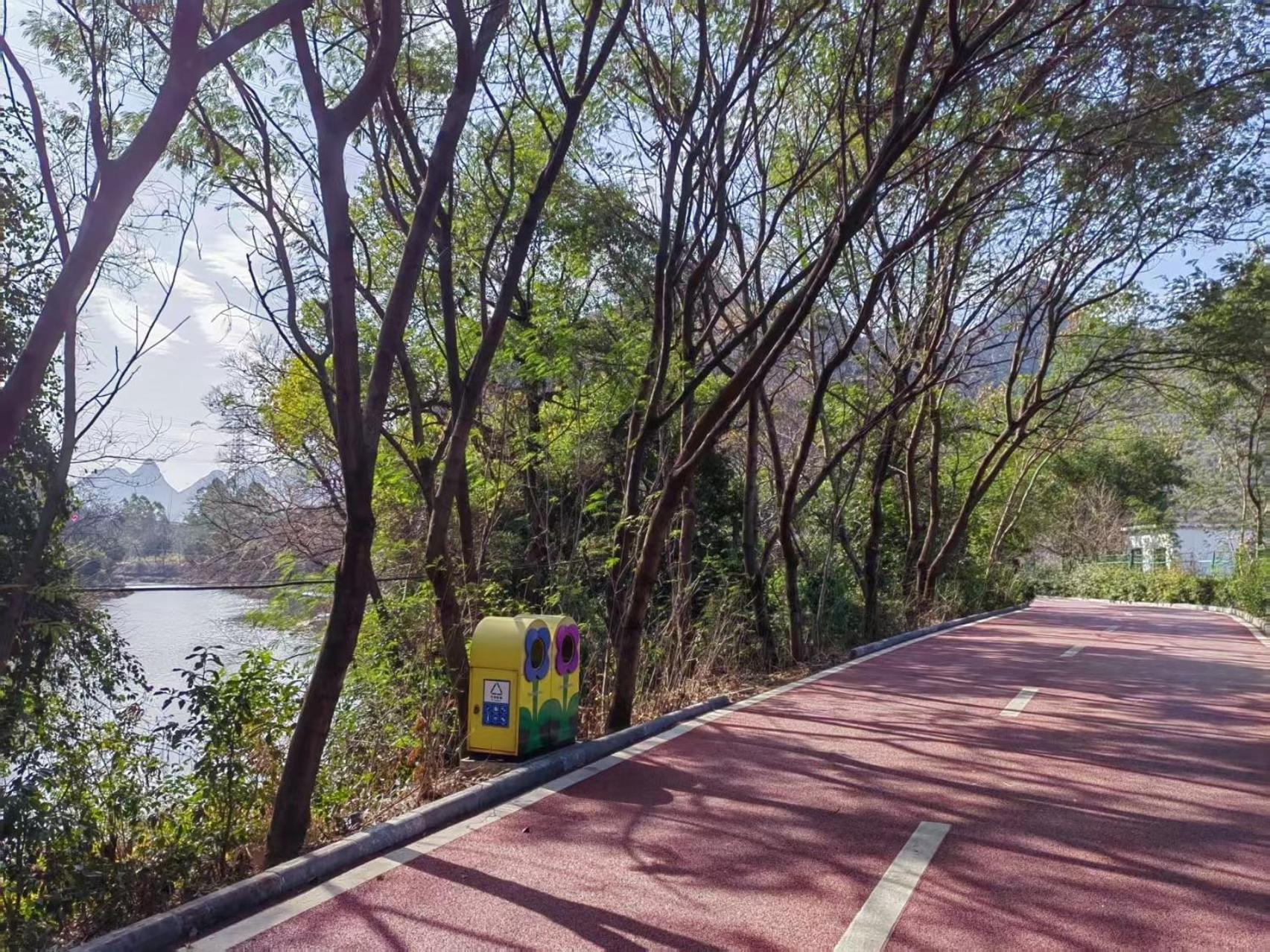 Serene Vale Inn Guilin-Free One Way Pick Up Service To High-Speed Railway Station For 2 Nights Extérieur photo