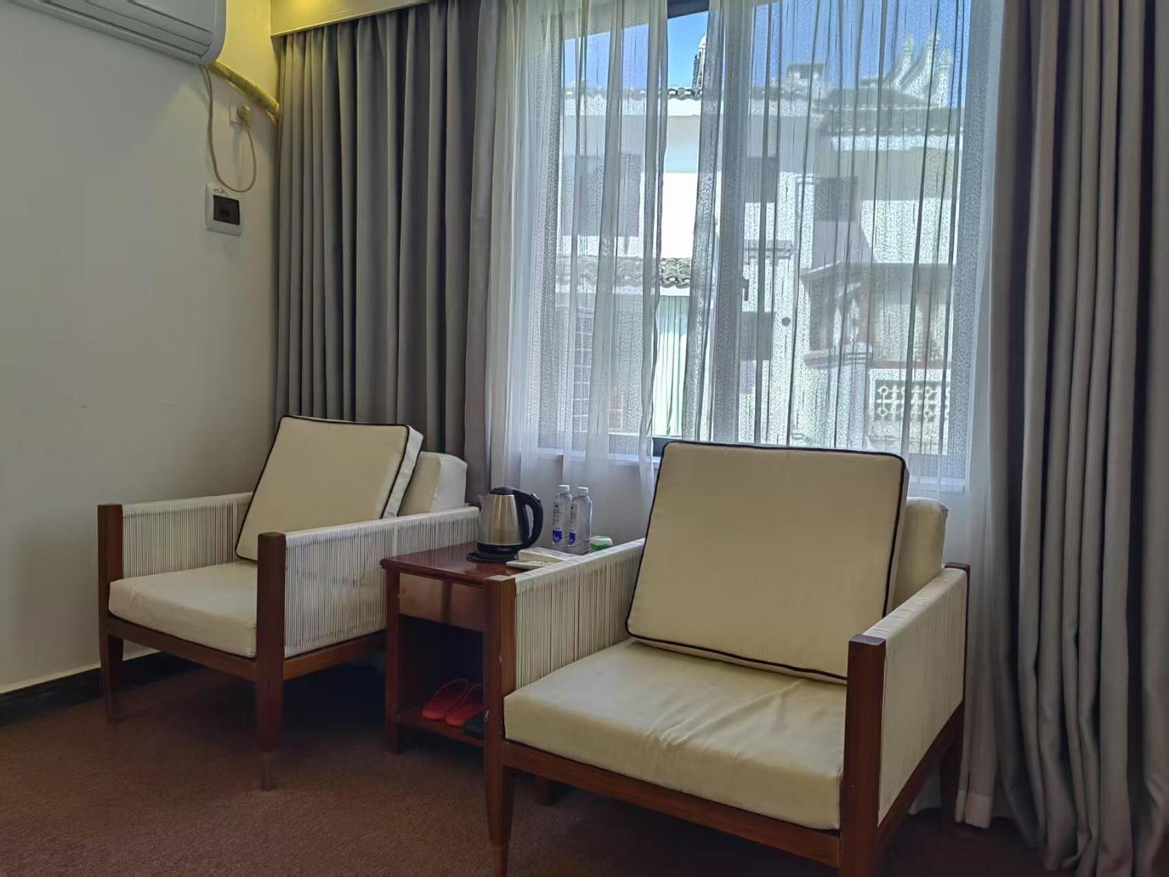 Serene Vale Inn Guilin-Free One Way Pick Up Service To High-Speed Railway Station For 2 Nights Chambre photo